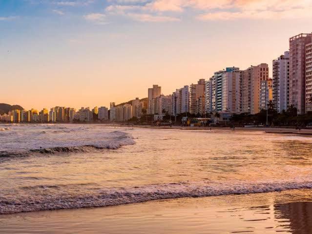 Kitnet Simples Na Ponta Da Praia ,Santos, A Uma Quadra Da Praia, Proximo Ao Aquario Exterior photo